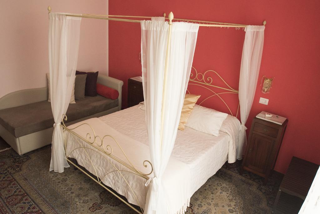 B&B Domus Garibaldi Салерно Экстерьер фото