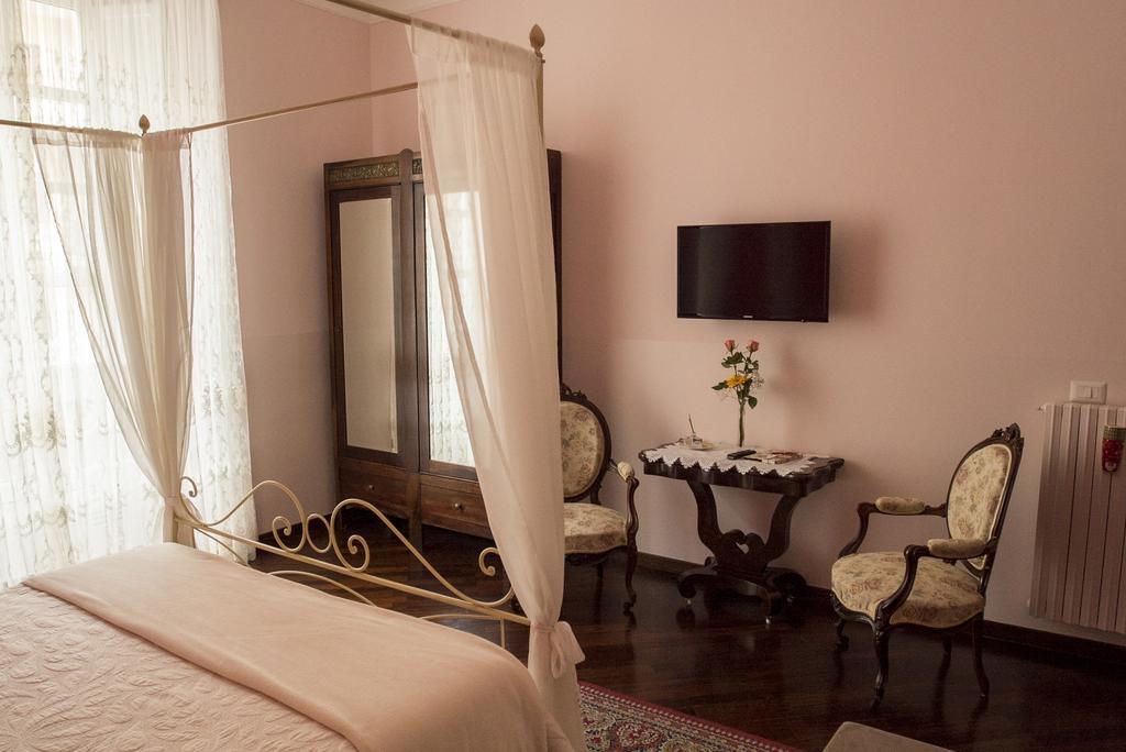B&B Domus Garibaldi Салерно Экстерьер фото